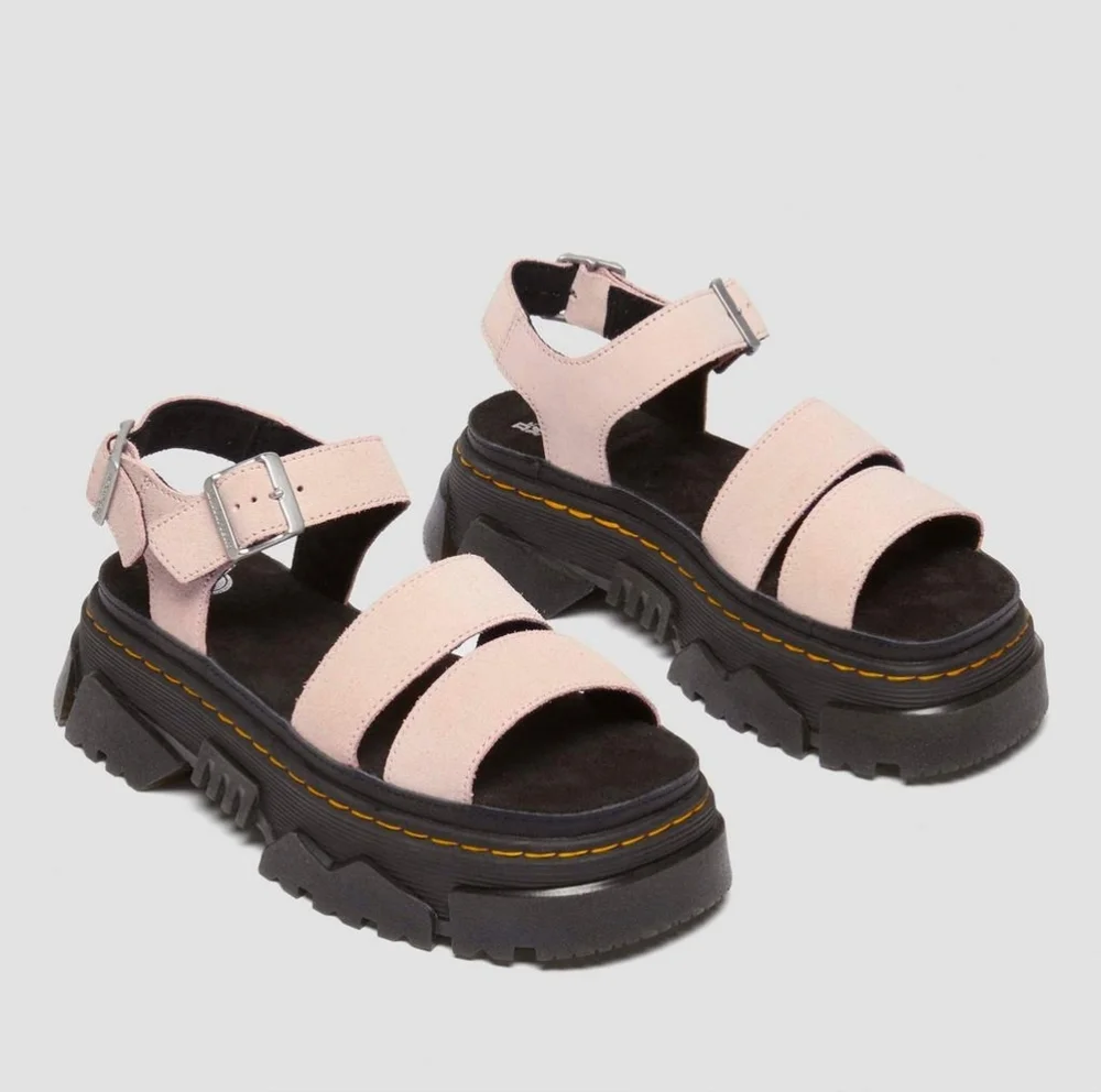 Dr. Martens Mattison Platform Sandals - Picture 5 of 9